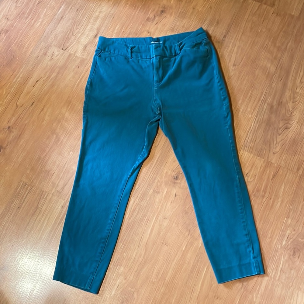 Old Navy Pixie Ankle Pants